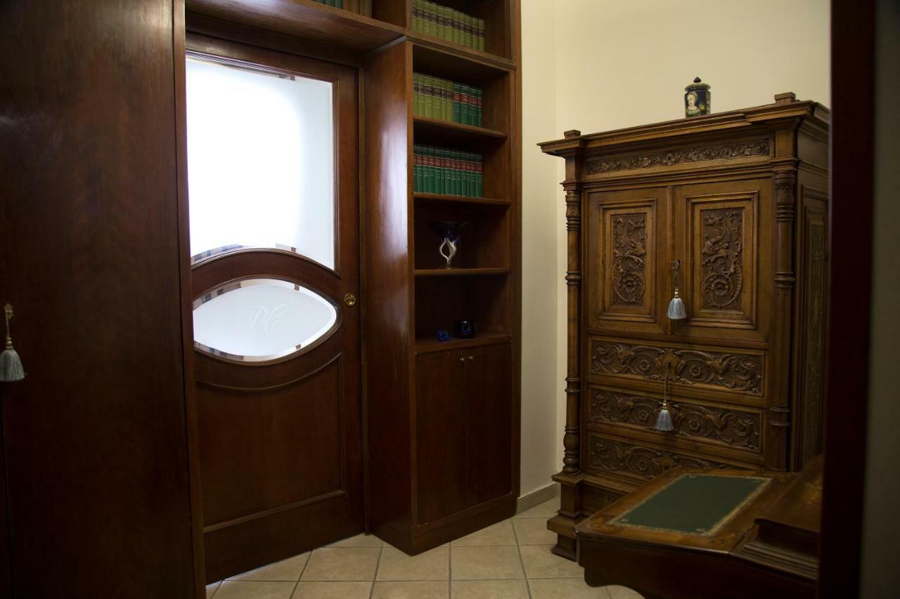 Luci Di S. Chiara Apartment Napoli Bagian luar foto